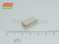 10x5x4 mm N45 NEODYM mágnes hasáb