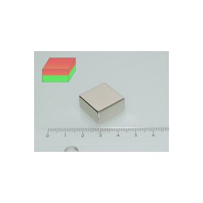 20x20x10 mm N42 NEODYM mágnes hasáb