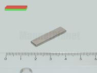 25x4x2 mm N52 NEODYM mágnes hasáb