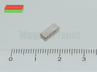 8x3x2 mm H44 NEODYM mágnes hasáb