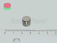 10x8 mm N42 NEODYM mágnes korong