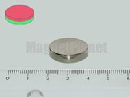 20x4 mm N52 NEODYM mágnes korong